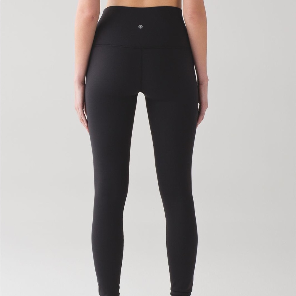 Black Lululemon Wunder Under Leggings Size 6